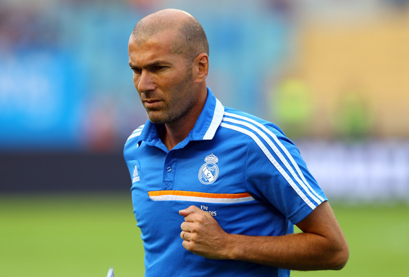 Zidane “dũng cảm hay ngây ngô” khi nhận dẫn dắt Real Madrid - Ảnh 4.