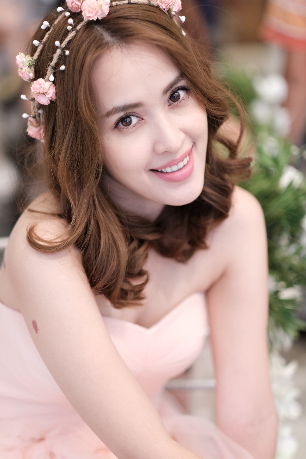 Đời cho ta bao lần đôi mươi: May quá, phim không tệ! - Ảnh 4. Đời cho ta bao lần đôi mươi: May quá, phim không tệ! - Ảnh 4.