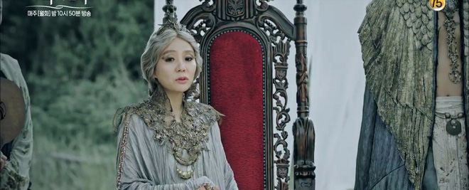 Cô Dâu Thủy Thần bỗng xuất hiện nữ thần diêm dúa trên tài Nam Joo Hyuk - Ảnh 3.