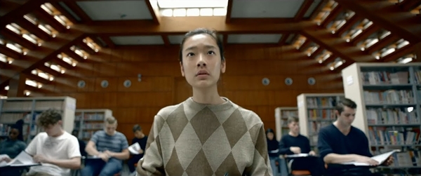 &ldquo;Bad Genius&rdquo;: Khi gian lận thi cử cũng c&oacute; thể trở th&agrave;nh phi vụ thế kỷ nức tiếng! - Ảnh 3.