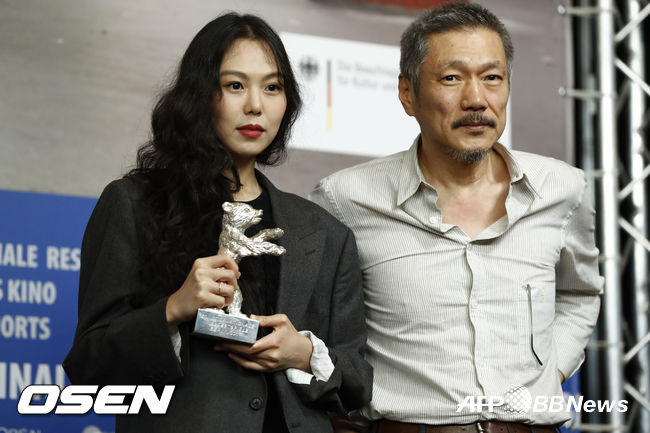 Lần đầu tiên sau 7 năm, Hàn Quốc có 2 phim tranh giải tại LHP Cannes - Ảnh 3.