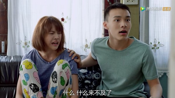 Ho&agrave;ng Cung bản Th&aacute;i: Pattie đầu b&ugrave; t&oacute;c rối, bị ph&oacute;ng vi&ecirc;n truy s&aacute;t kịch liệt - Ảnh 2.