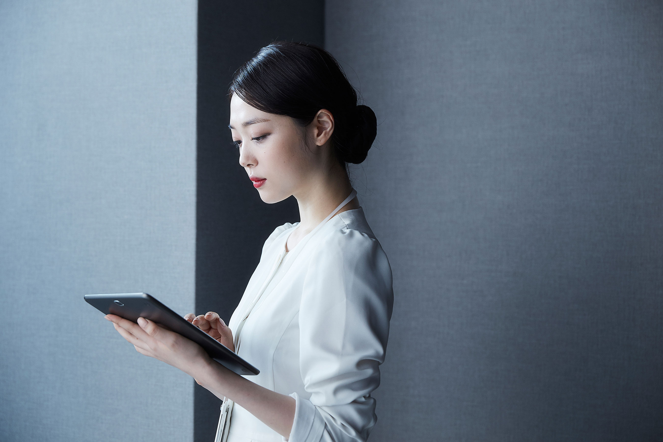 Đến Kim Soo Hyun cũng sốc vì phim của mình dở hơn cả phim rác - Ảnh 4. Đến Kim Soo Hyun cũng sốc vì phim của mình dở hơn cả phim rác - Ảnh 4.