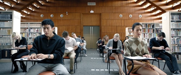 &ldquo;Bad Genius&rdquo;: Khi gian lận thi cử cũng c&oacute; thể trở th&agrave;nh phi vụ thế kỷ nức tiếng! - Ảnh 7.
