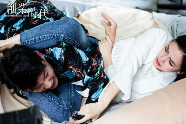 Đạo diễn C&ocirc; Phương Bất Tự Thưởng hối hận v&igrave; mời Angela Baby? - Ảnh 10.