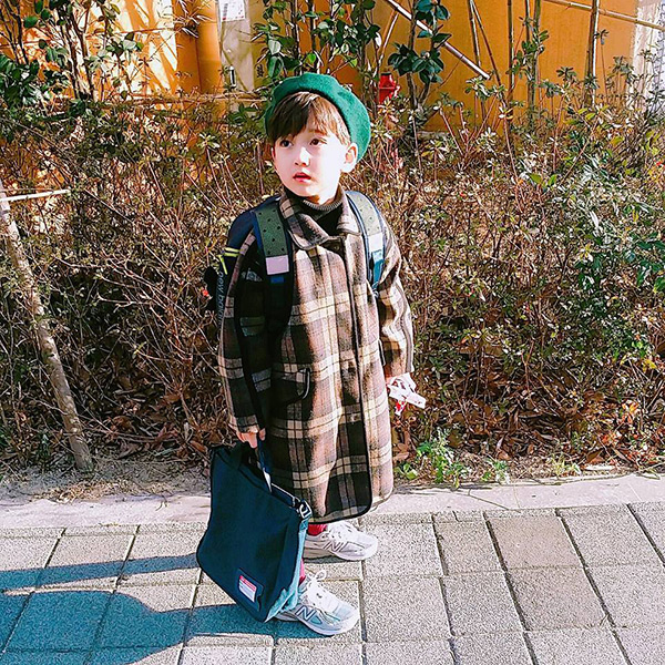 Có một cậu nhóc Hàn Quốc mới 7 tuổi, nhưng đã điển trai và ăn mặc chất lắm rồi! - Ảnh 13.