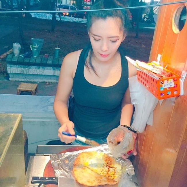 Khách hàng nườm nượ…