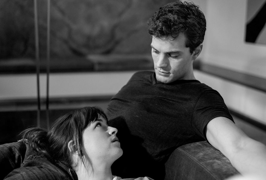 Tất tần tật những gì bạn cần biết trước khi ra rạp xem tác phẩm 18+ Fifty Shades Darker - Ảnh 1. Tất tần tật những gì bạn cần biết trước khi ra rạp xem tác phẩm 18+ Fifty Shades Darker - Ảnh 1.