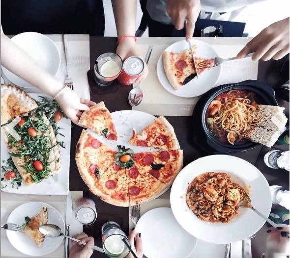 Pizza nướng củi truyền thống và những món ăn đậm chất Âu – Ý mà bạn nhất định phải thử - Ảnh 2.