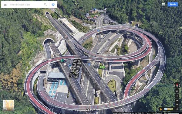 Không phải photoshop đâu, đây chính là công trình giao thông thứ thiệt tại Nhật Bản đấy - Ảnh 1.
