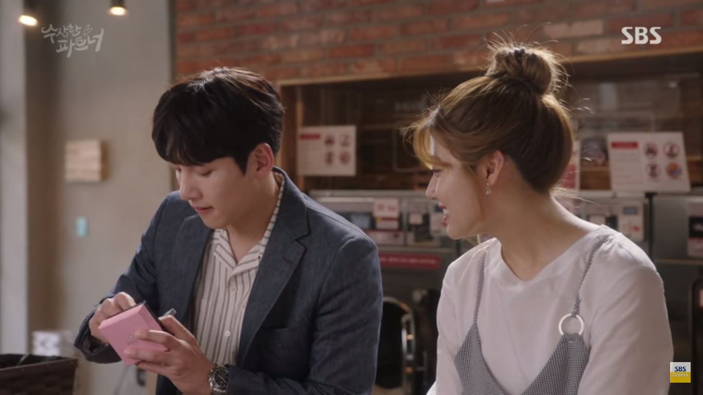 “Đối Tác Đáng Ngờ” bùng nổ với cảnh chăn gối của Ji Chang Wook và Nam Ji Hyun - Ảnh 14.