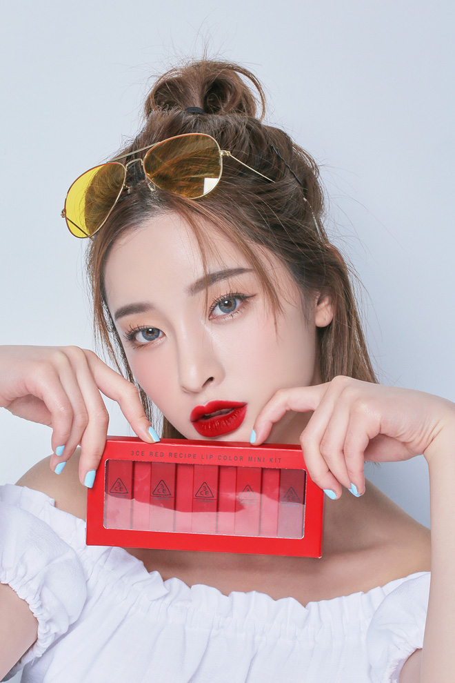 Cư dân mạng vui mừng trước thông tin về đợt giảm giá tới 50% của mỹ phẩm 3CE - Ảnh 1.