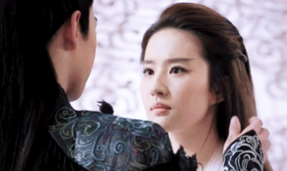 Tam sinh tam thế bản điện ảnh: Tạo hình của Lưu Diệc Phi bị chê ỉ ôi vì lông mày xếch, đầu đội mâm ngũ quả - Ảnh 1. Tam sinh tam thế bản điện ảnh: Tạo hình của Lưu Diệc Phi bị chê ỉ ôi vì lông mày xếch, đầu đội mâm ngũ quả - Ảnh 1.