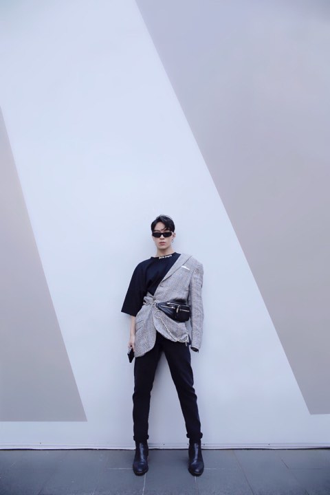 Lần đầu đến Malaysia dự fashion week, Kelbin Lei kh&ocirc;ng ngờ giới trẻ ở đ&acirc;y biết r&otilde; về m&igrave;nh - Ảnh 5.