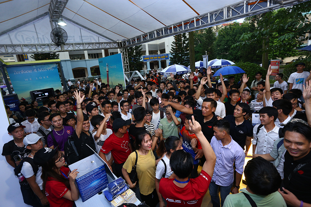 Những điều ấn tượng chỉ có tại Asus Campus Tour 2017 - Ảnh 1.