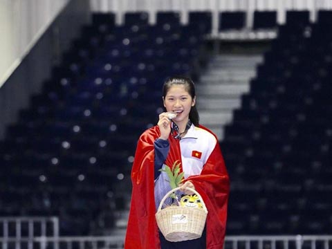 Tuyển thủ Karate Trang Cẩm Lành: Tài năng, sắc đẹp và tri thức - Ảnh 1.