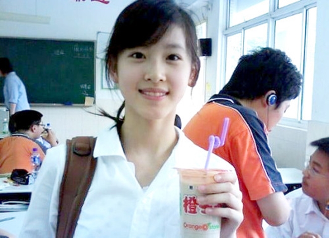 Sau khi kết hôn, cô bé trà sữa trở thành nữ tỷ phú trẻ tuổi nhất Trung Quốc - Ảnh 2.
