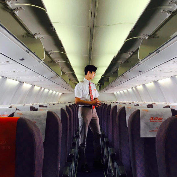Hàn Quốc có khác, tiếp viên hàng không mà đẹp trai hơn cả diễn viên! - Ảnh 7.