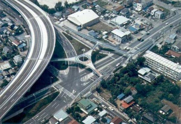 Không phải photoshop đâu, đây chính là công trình giao thông thứ thiệt tại Nhật Bản đấy - Ảnh 10.