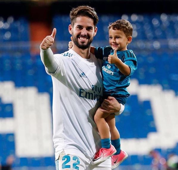 Trai đẹp Isco bị ph&aacute;t hiện hẹn h&ograve; b&iacute; mật với diễn vi&ecirc;n đồng hương - Ảnh 2.