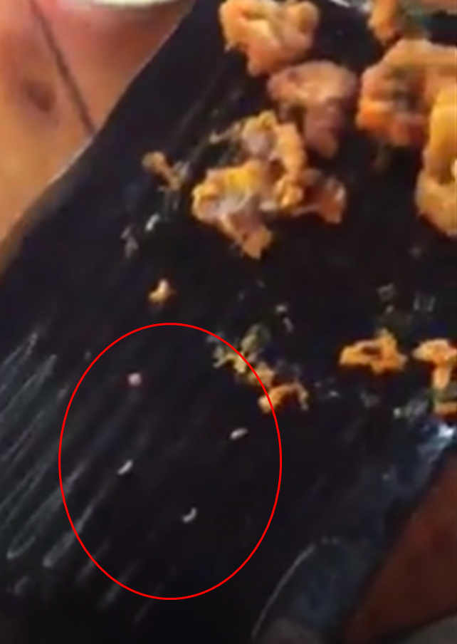 Kh&aacute;ch phản &aacute;nh sụn g&agrave; nướng c&oacute; gi&ograve;i, nh&agrave; h&agrave;ng ở Đ&agrave; Nẵng bị phạt 4 triệu đồng - Ảnh 2.