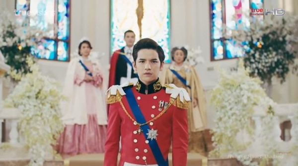 Ho&agrave;ng Cung bản Th&aacute;i: Pattie đầu b&ugrave; t&oacute;c rối, bị ph&oacute;ng vi&ecirc;n truy s&aacute;t kịch liệt - Ảnh 16.