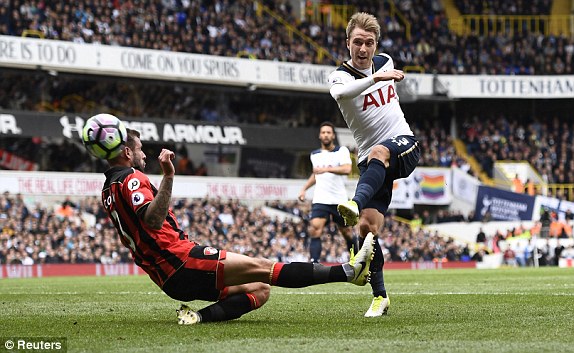 Sao H&agrave;n Quốc tiếp tục tỏa s&aacute;ng, Tottenham phả hơi n&oacute;ng v&agrave;o g&aacute;y Chelsea - Ảnh 11.