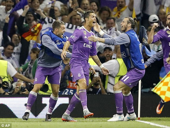Ronaldo vượt Messi, lập kỷ lục chưa từng có ở Champions League - Ảnh 3.