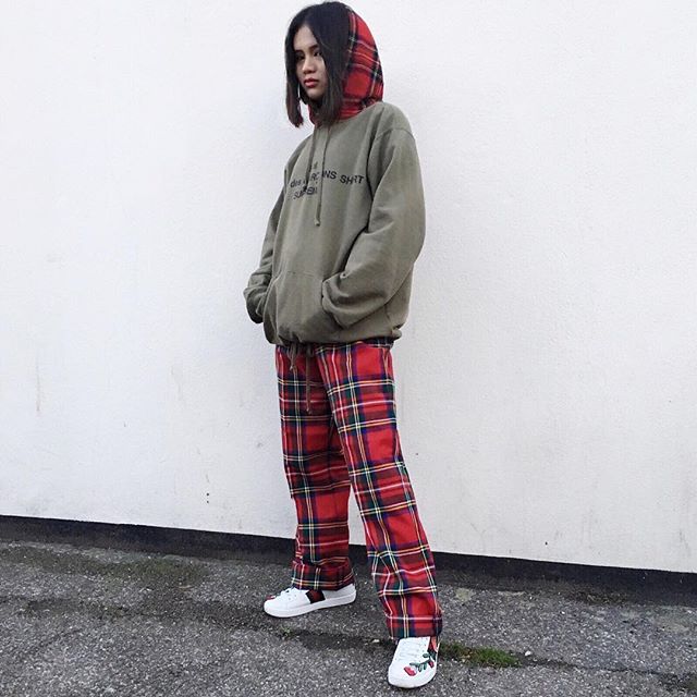 Feifei - cô nàng 20 tuổi được bố mẹ cho hơn 200 triệu đồng/tháng chỉ để mua đồ streetwear - Ảnh 2. Feifei - cô nàng 20 tuổi được bố mẹ cho hơn 200 triệu đồng/tháng chỉ để mua đồ streetwear - Ảnh 2.