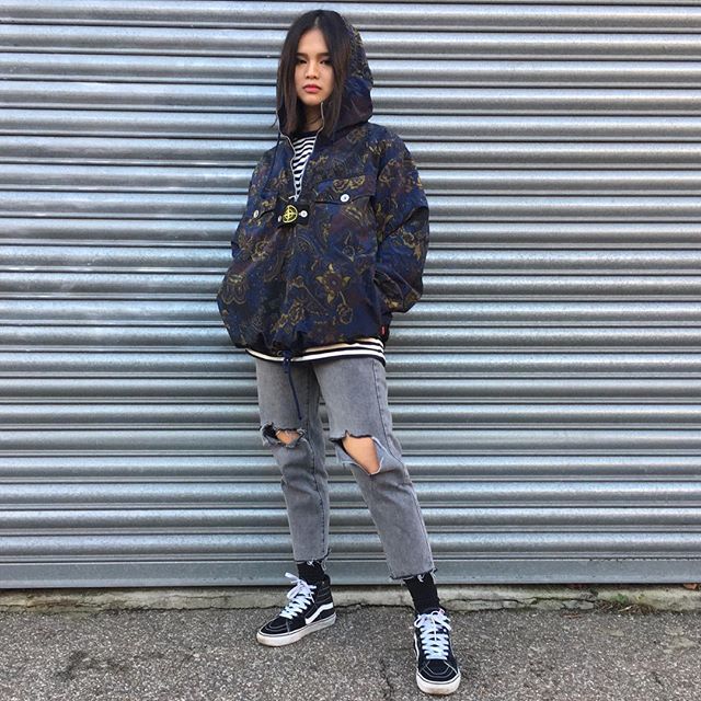 Feifei - cô nàng 20 tuổi được bố mẹ cho hơn 200 triệu đồng/tháng chỉ để mua đồ streetwear - Ảnh 7. Feifei - cô nàng 20 tuổi được bố mẹ cho hơn 200 triệu đồng/tháng chỉ để mua đồ streetwear - Ảnh 7.