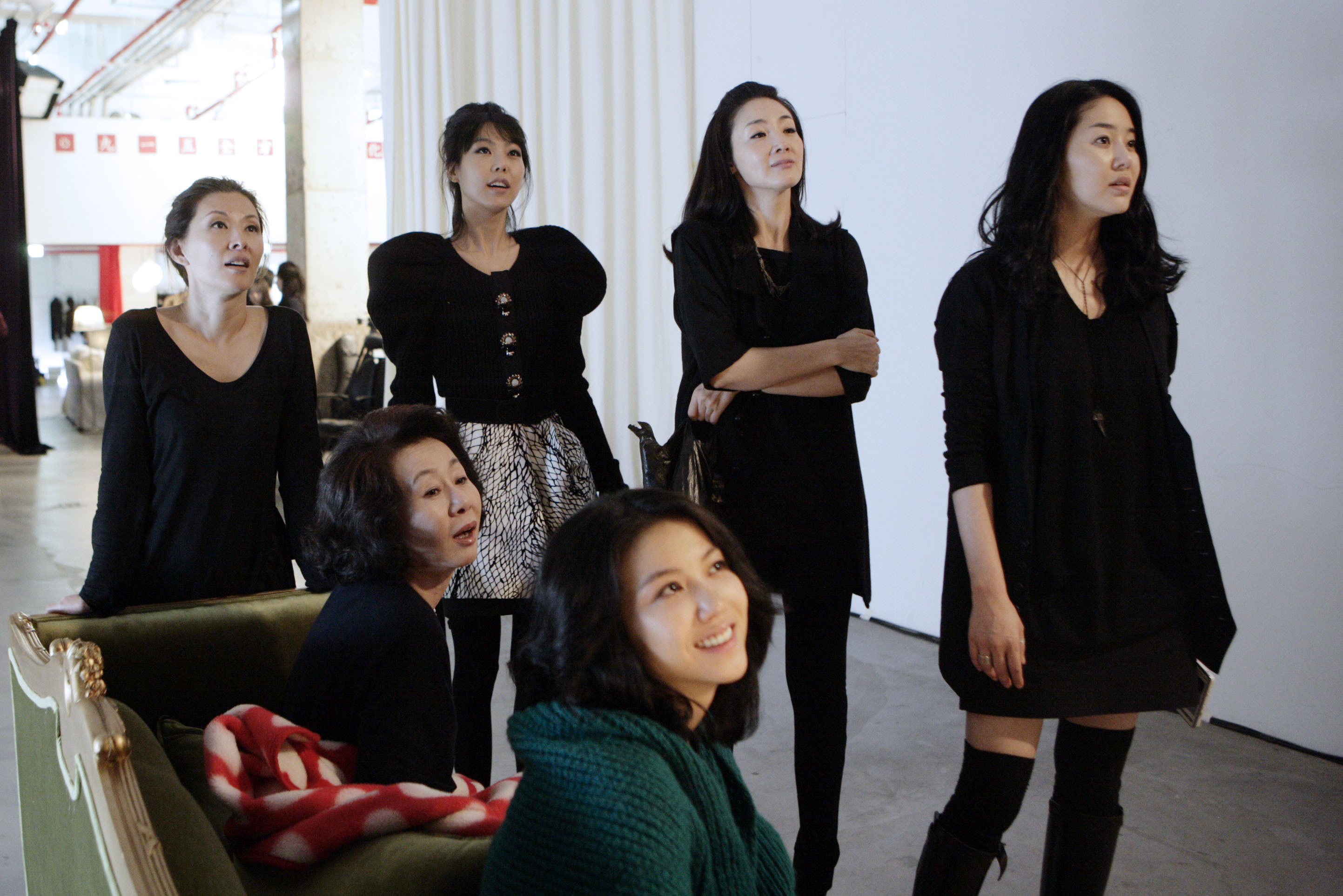 6 phim Hàn hiếm hoi sở hữu dàn sao nữ đẹp đến lặng người - Ảnh 17.