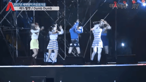 Khi thời tiết xấu củ hành các thần tượng Kpop - Ảnh 9.