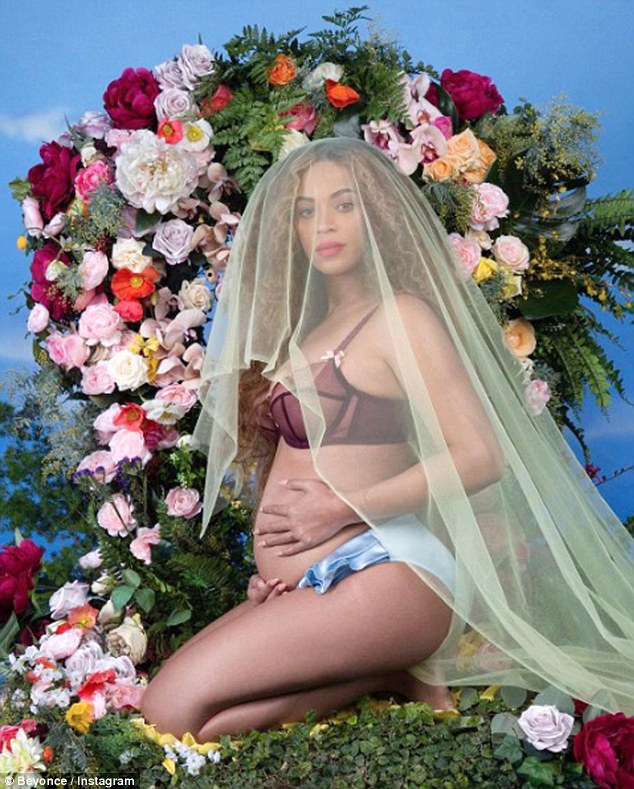 Bầu bí vượt mặt, Beyoncé sẽ biểu diễn nhẹ nhàng hơn tại Grammy cuối tuần này - Ảnh 3.