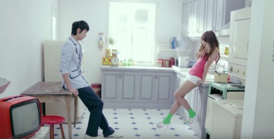 10 địa điểm huyền thoại đã xuất hiện trong ty tỷ MV Kpop - Ảnh 5.