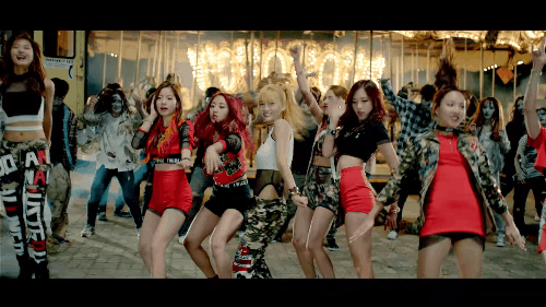 Girlgroup đối thủ mới của TWICE tung MV, chính thức ra mặt! - Ảnh 4.