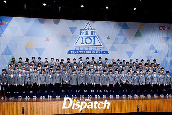 Produce 101: Thí sinh nam yếu kém hơn thí sinh nữ - Ảnh 1.