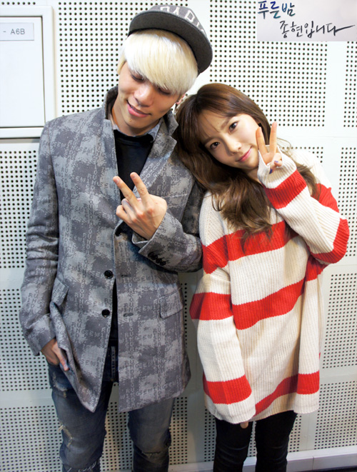 Jonghyun (SHINee) ế quá đến Taeyeon cũng chẳng thể cứu nổi - Ảnh 7.