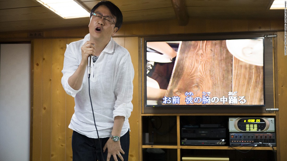 Những phát minh tuyệt vời của Nhật Bản đã thực sự thay đổi thế giới 170607180655-japan-karaoke-super-169-1498469921945