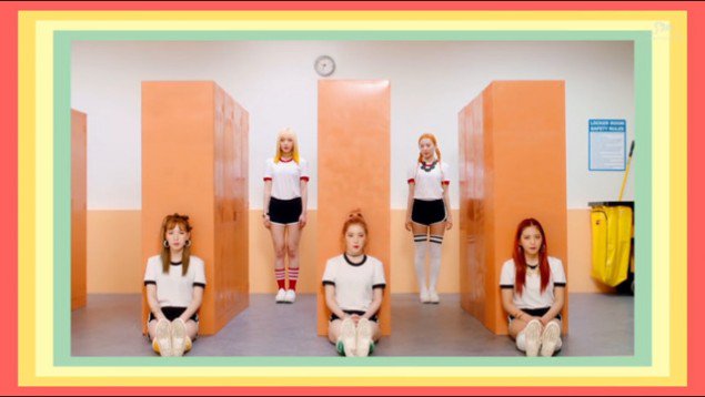 MV tiếng Nhật của A Pink vừa ra đã bị tố đạo nhái hit tiếng Hàn của Red Velvet - Ảnh 11.
