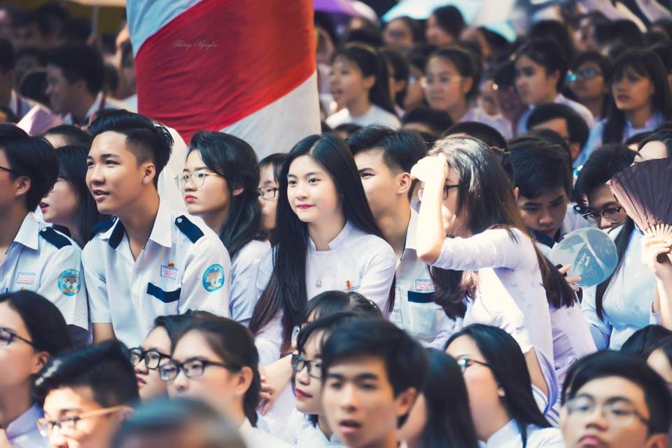 Cô Bạn 18 Tuổi Chứng Minh Con Gái Việt Mặc áo Dài Lúc Nào Cũng Là Xinh Nhất