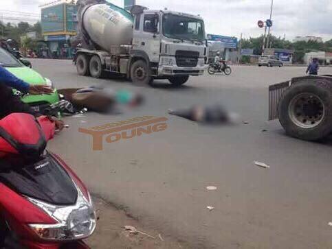 Bi&ecirc;n H&ograve;a: Xe m&aacute;y va chạm với container, 2 người tử vong - Ảnh 1.