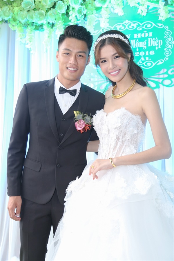 Điểm lại những đám cưới xa hoa, đình đám trong showbiz Việt khiến công chúng xuýt xoa - Ảnh 27.