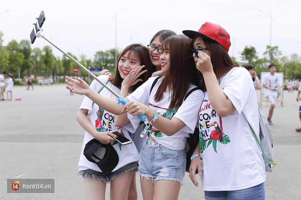 Đến hẹn lại lên, giới trẻ Hà Nội đang 