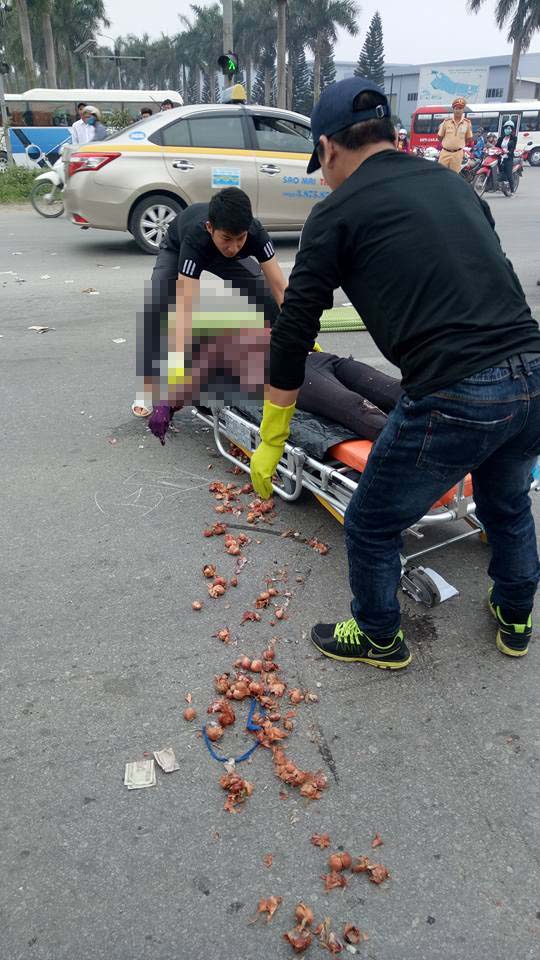 Bắc Ninh:  Người phụ nữ bị xe ben cán qua người chết thảm - Ảnh 1.