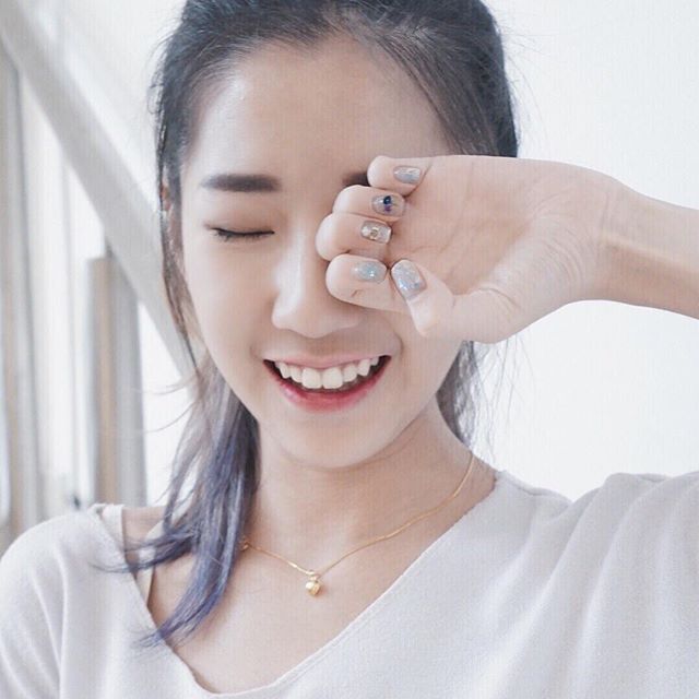 Nữ nh&acirc;n vi&ecirc;n Malaysia xinh như hotgirl: B&aacute;n h&agrave;ng th&ocirc;i m&agrave;, c&oacute; cần đẹp vậy kh&ocirc;ng! - Ảnh 4.