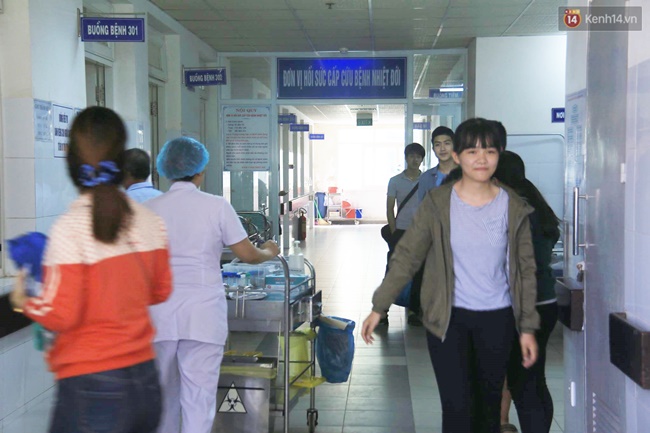 Đà Nẵng: 17 người nhập viện nghi do ngộ độc thực phẩm sau khi ăn cơm gà - Ảnh 4.
