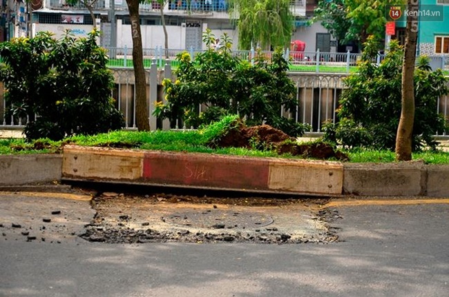 Hố ga nổ như bom trên đường Trường Sa, nhiều người hoảng sợ tháo chạy - Ảnh 2.