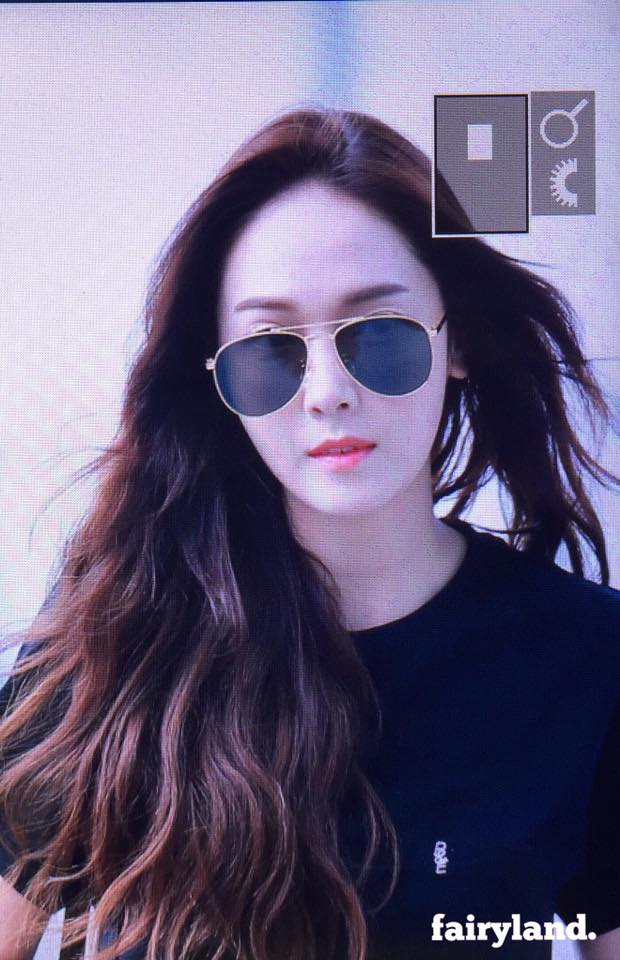 Công chúa băng giá Jessica đẹp như nữ thần tại sân bay Hàn sang Việt Nam - Ảnh 5.