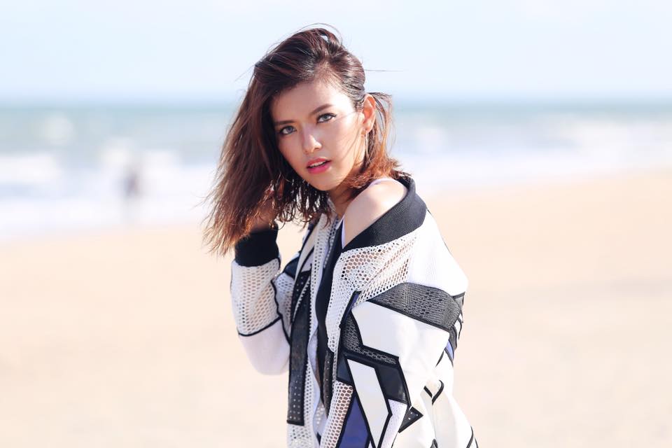 Lộ diện em gái sinh đôi cực xinh của Trúc Anh The Face! - Ảnh 1. Lộ diện em gái sinh đôi cực xinh của Trúc Anh The Face! - Ảnh 1.