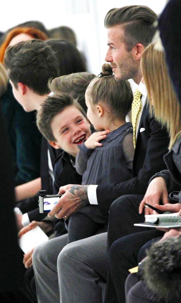 Harper Beckham: Công chúa tí hon trong vòng tay bố khiến cả thế giới phát cuồng giờ đã thành cô bé 6 tuổi phổng phao! - Ảnh 16.